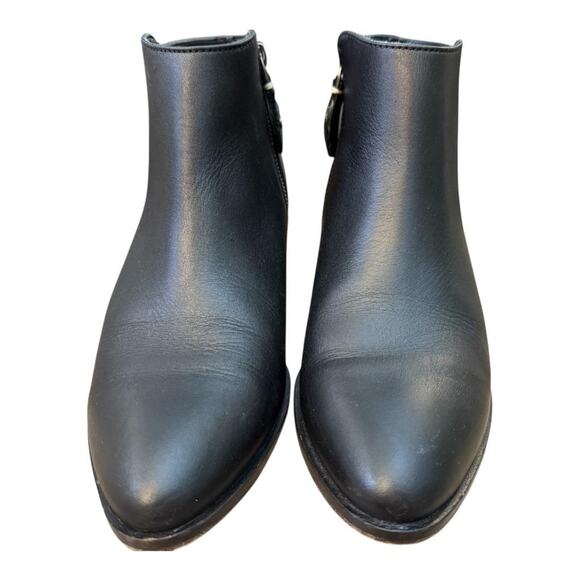 Thursday Boot Co Downtown Black Leather Bootie EUC Women size 8.5 - Picture 3 of 7